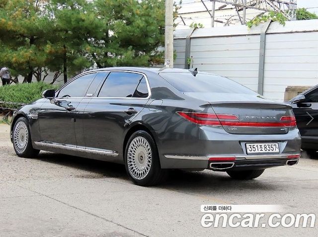 Genesis G90 5.0 AWD Limousine Prestige 2019 — фото 2