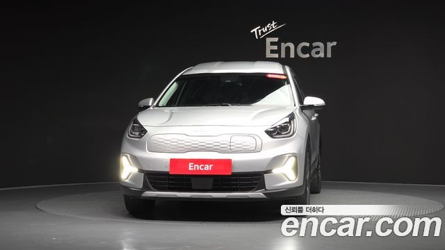 Kia Niro Plus Air (Taxi Trim) 2023 — фото 3