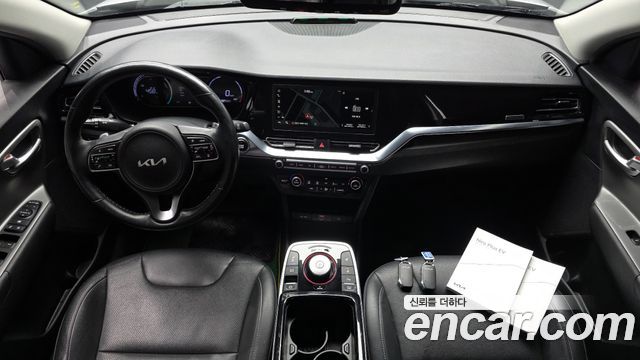 Kia Niro Plus Air (Taxi Trim) 2023 — фото 7