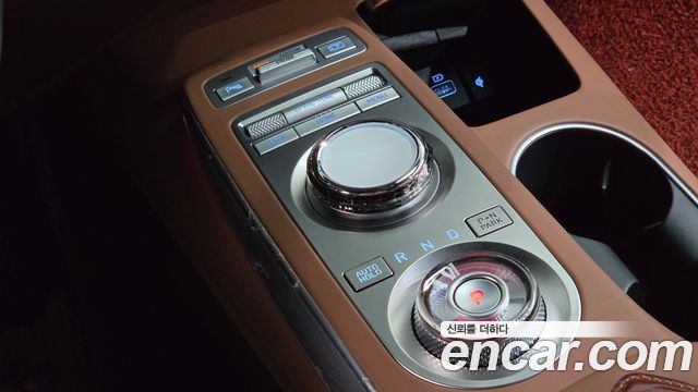 Genesis GV70 2.5T Gasoline AWD 2023 — фото 9