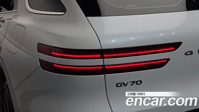 Genesis GV70 2.5T Gasoline AWD 2023 — фото 29