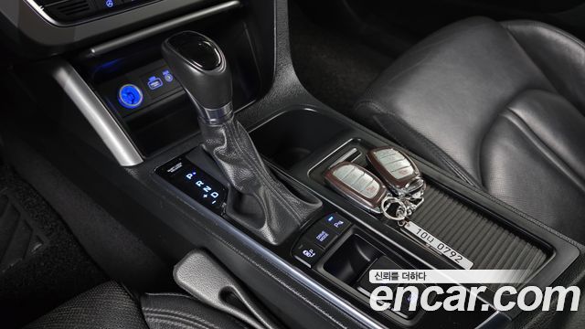 Hyundai Sonata (LF) 2.0 Premium Special 2016 — фото 9