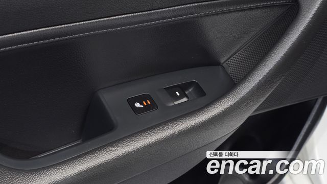Hyundai Sonata (LF) 2.0 Premium Special 2016 — фото 20