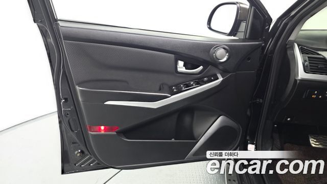 KG Mobility (SsangYong) Style Korando C 2.2 Extreme 2WD 2017 — фото 30