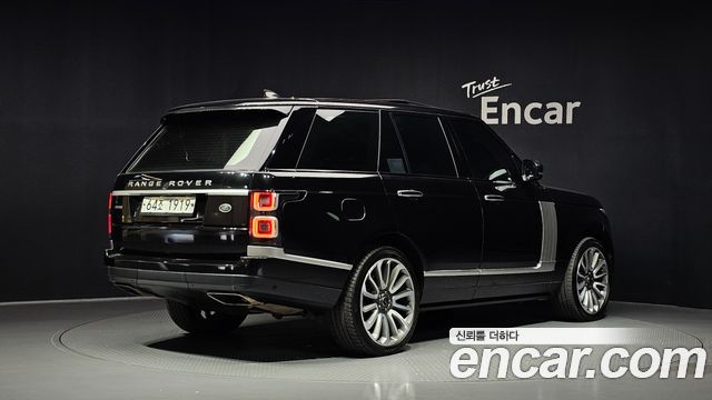 Land Rover Range Rover (IV) 4.4 SDV8 AB DIESEL 2018 — фото 2