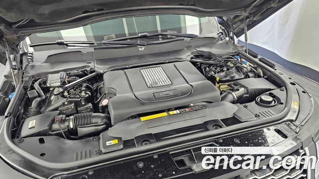 Land Rover Range Rover (IV) 4.4 SDV8 AB DIESEL 2018 — фото 6