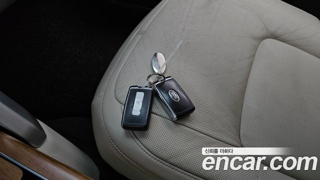 Land Rover Range Rover (IV) 4.4 SDV8 AB DIESEL 2018 — фото 15