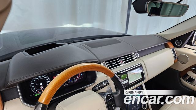 Land Rover Range Rover (IV) 4.4 SDV8 AB DIESEL 2018 — фото 16