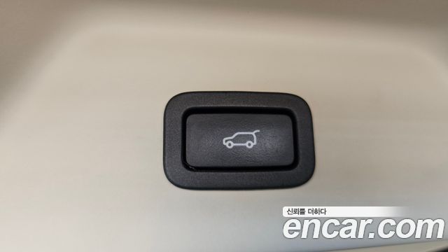 Land Rover Range Rover (IV) 4.4 SDV8 AB DIESEL 2018 — фото 18