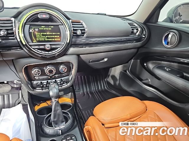 MINI Cooper Clubman Standard 2nd 2016 — фото 7