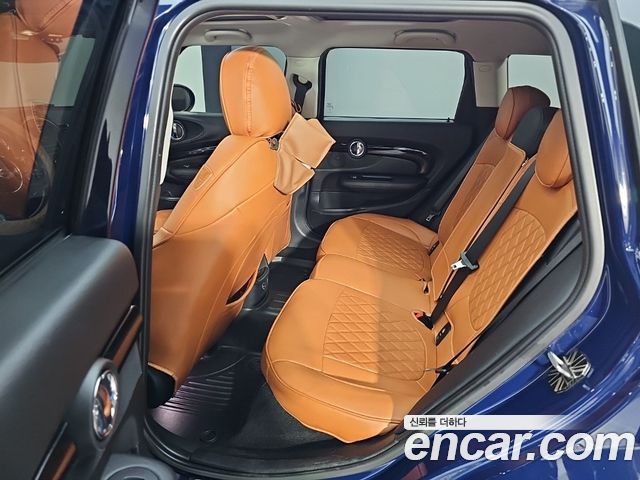 MINI Cooper Clubman Standard 2nd 2016 — фото 16