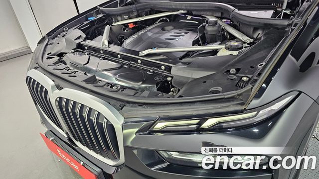 BMW X7 (G07) xDrive 40i Design Pure Excellence 7-Seater 2023 — фото 6