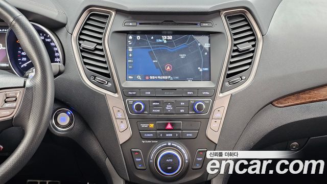 Hyundai Santa Fe The Prime Gasoline 2.0 Turbo 4WD Value Plus 2018 — фото 14