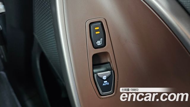 Hyundai Santa Fe The Prime Gasoline 2.0 Turbo 4WD Value Plus 2018 — фото 18