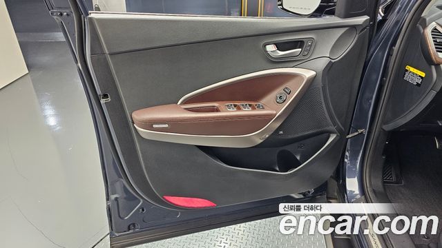 Hyundai Santa Fe The Prime Gasoline 2.0 Turbo 4WD Value Plus 2018 — фото 24