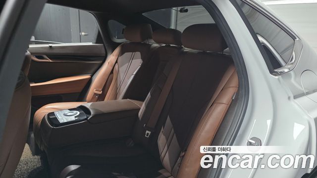 Genesis G80 (RG3) Gasoline 2.5 Turbo AWD 2022 — фото 12