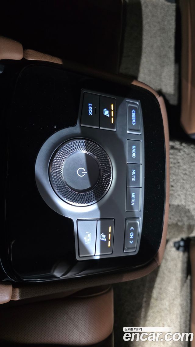 Genesis G80 (RG3) Gasoline 2.5 Turbo AWD 2022 — фото 20