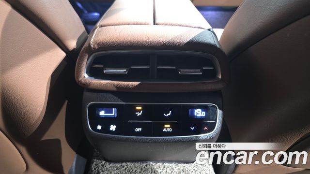 Genesis G80 (RG3) Gasoline 2.5 Turbo AWD 2022 — фото 30