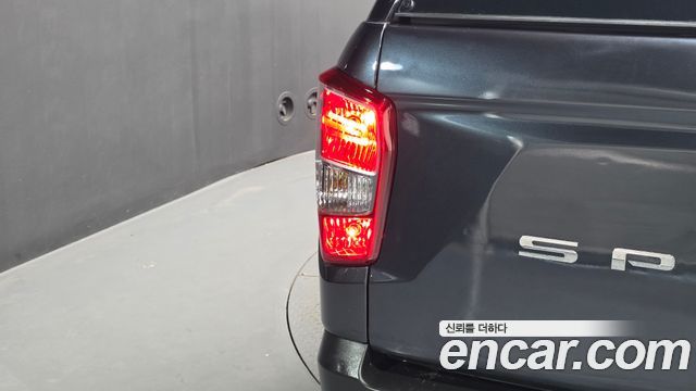 KG Mobility (SsangYong) Rexton Sports Diesel 2.2 2WD Wild 2022 — фото 23