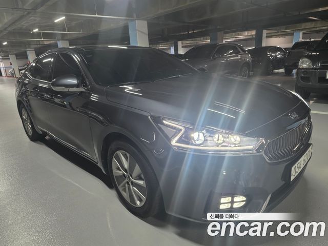 Kia K7 Hybrid Prestige 2017 — фото 3