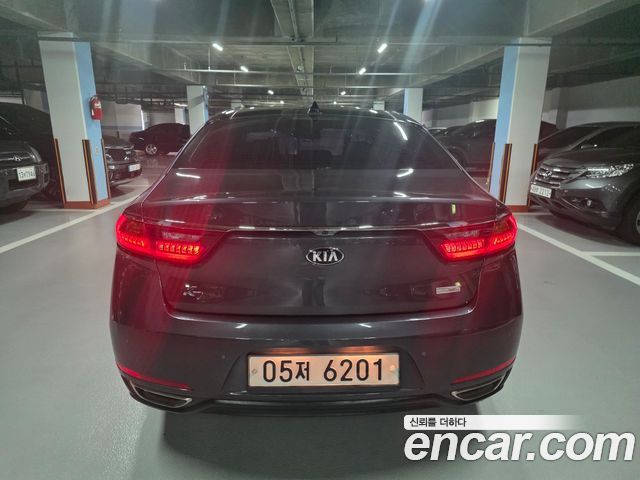 Kia K7 Hybrid Prestige 2017 — фото 6