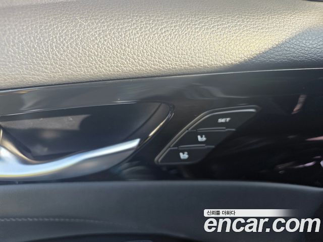 Kia K7 Hybrid Prestige 2017 — фото 18