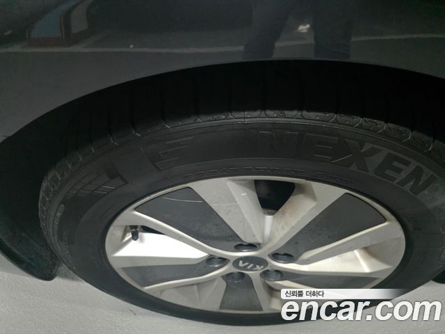 Kia K7 Hybrid Prestige 2017 — фото 24