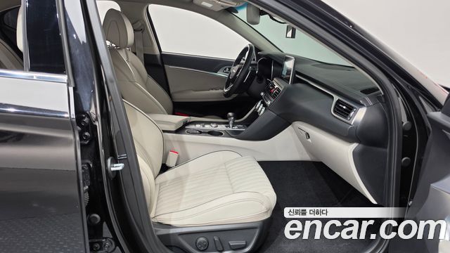 Genesis G70 2.0T AWD Elite 2019 — фото 32