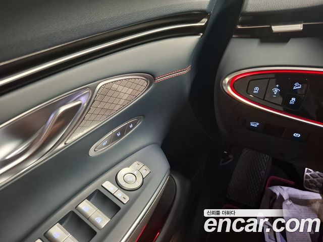 Genesis GV70 2.5T Gasoline 2WD 2021 — фото 15