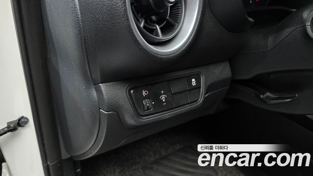 Kia K3 (II) 1.6 Prestige 2023 — фото 20