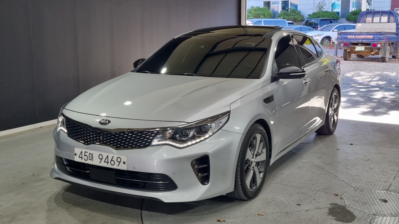 Kia K5 (II) 2.0 Turbo SX GT 2018 — фото 1