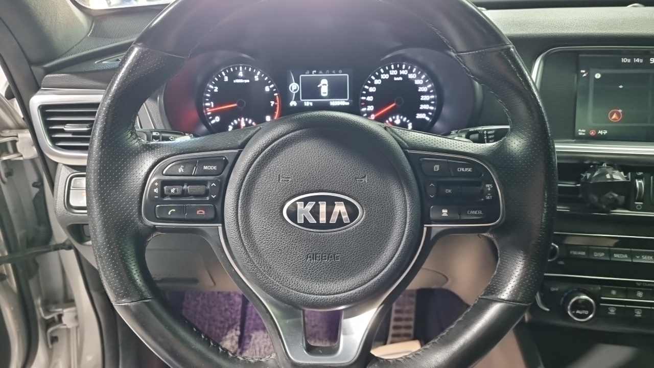 Kia K5 (II) 2.0 Turbo SX GT 2018 — фото 15