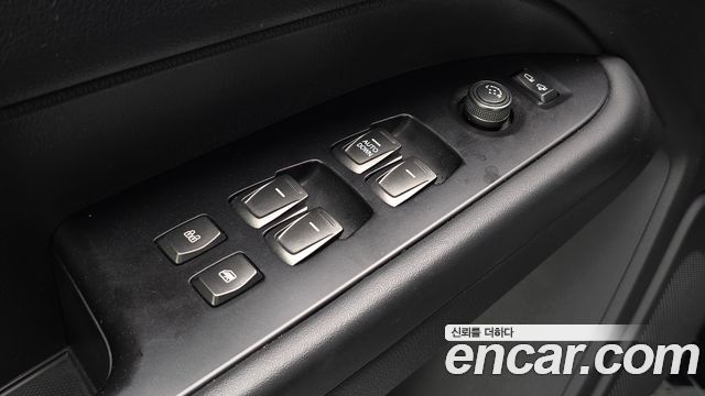 KG Mobility (SsangYong) Rexton Sports Diesel 2.2 4WD Wild 2020 — фото 18