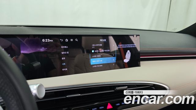 Genesis GV70 2.5T Gasoline AWD 2025 — фото 19