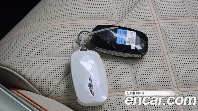 Genesis GV70 2.5T Gasoline AWD 2025 — фото 21
