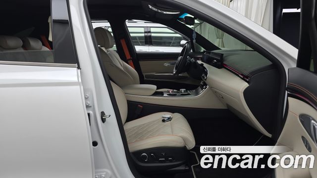 Genesis GV70 2.5T Gasoline AWD 2025 — фото 32