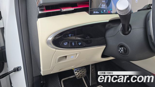 Genesis GV70 2.5T Gasoline AWD 2025 — фото 35