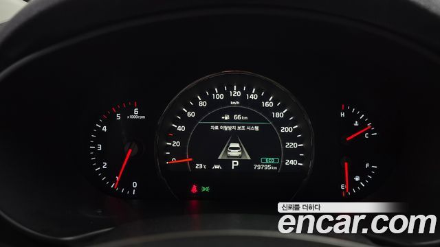 Kia Sorento Diesel 2.2 2WD Marster 2019 — фото 8