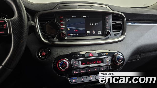 Kia Sorento Diesel 2.2 2WD Marster 2019 — фото 12