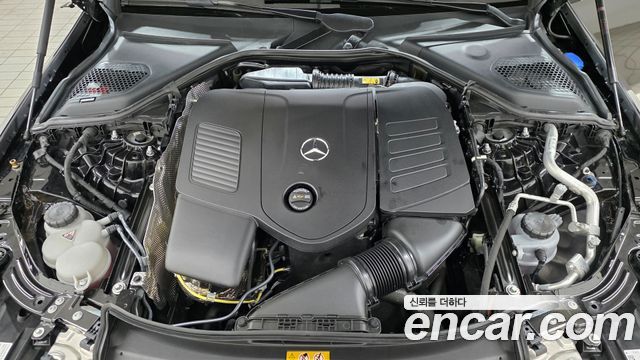 Mercedes-Benz E-Class (W214) E300 4MATIC AMG Line 2025 — фото 6