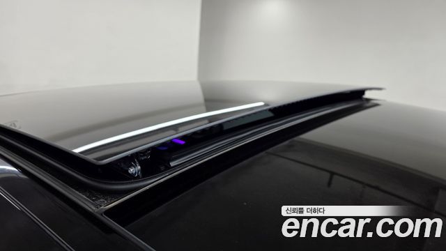 Mercedes-Benz E-Class (W214) E300 4MATIC AMG Line 2025 — фото 16