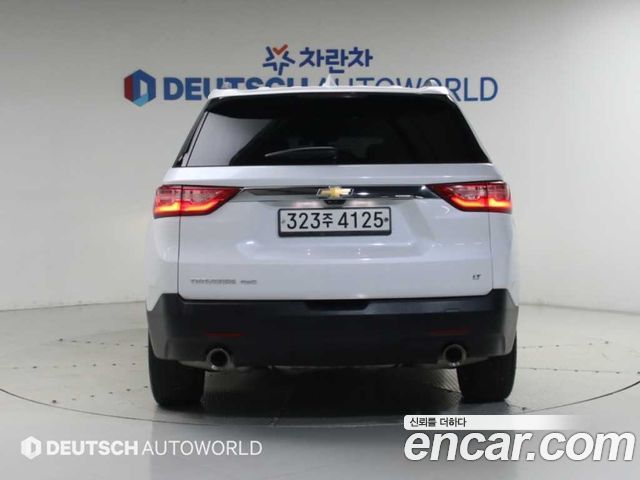 Chevrolet Traverse 3.6 AWD LT Leather Premium 2020 — фото 4