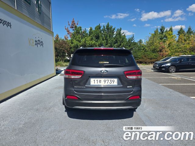 Kia Sorento Diesel 2.2 2WD Noblesse Special 2015 — фото 5