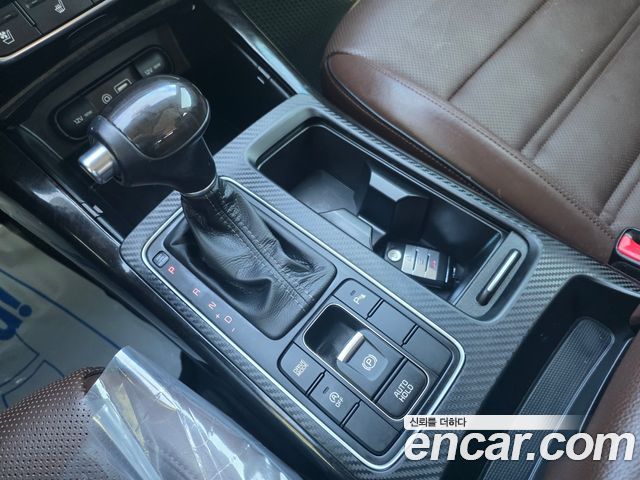 Kia Sorento Diesel 2.2 2WD Noblesse Special 2015 — фото 15