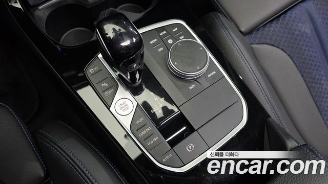 BMW 1 Series (F40) 120i M Sports 2024 — фото 9