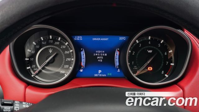 Maserati Levante 3.8 GTS AWD 2020 — фото 8