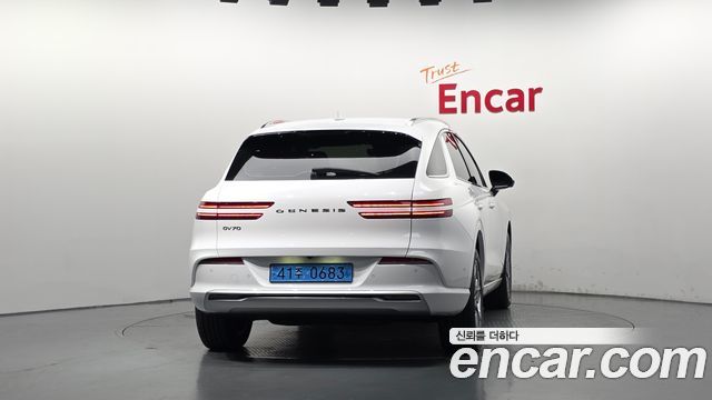 Genesis Electrified (GV70) e-AWD 2022 — фото 4