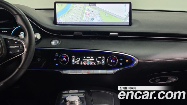Genesis Electrified (GV70) e-AWD 2022 — фото 13
