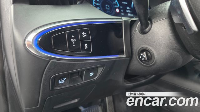Genesis Electrified (GV70) e-AWD 2022 — фото 27