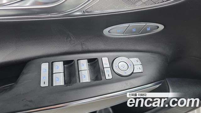 Genesis Electrified (GV70) e-AWD 2022 — фото 30